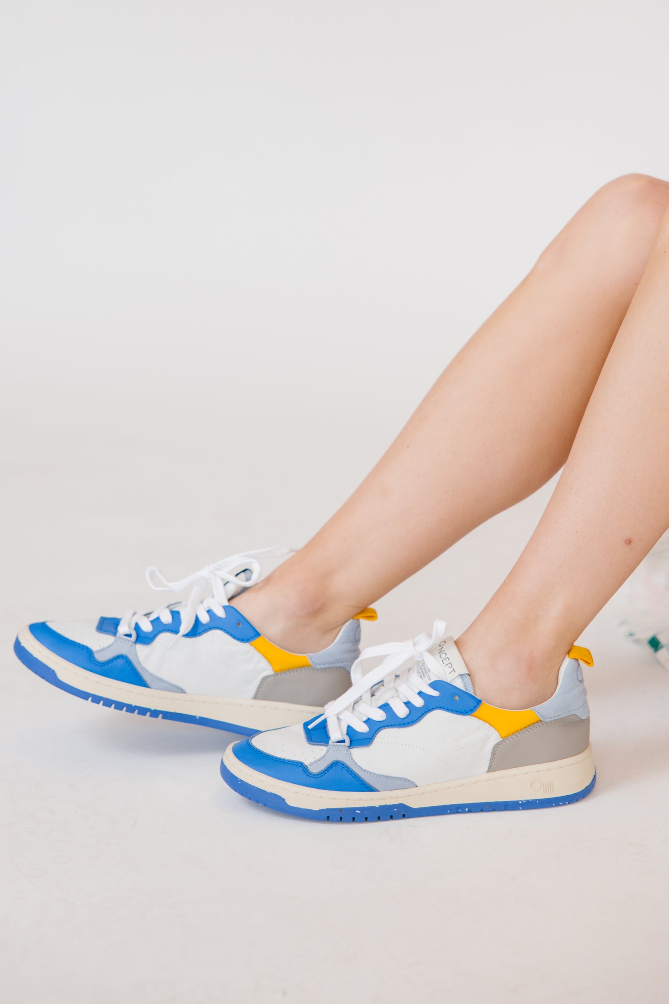 Oncept Phoenix Sneaker- Sky Multi