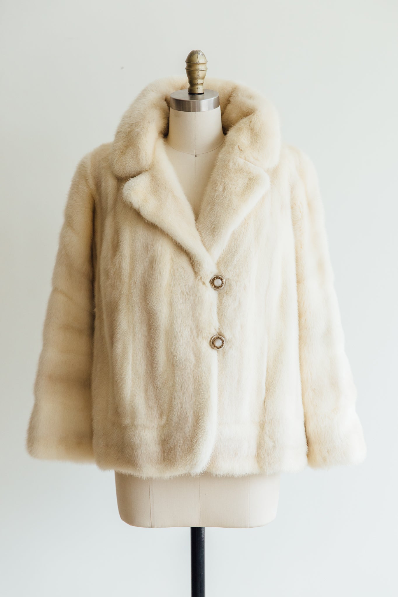 Ellin and Levin Hartford White Mink Fur Coat