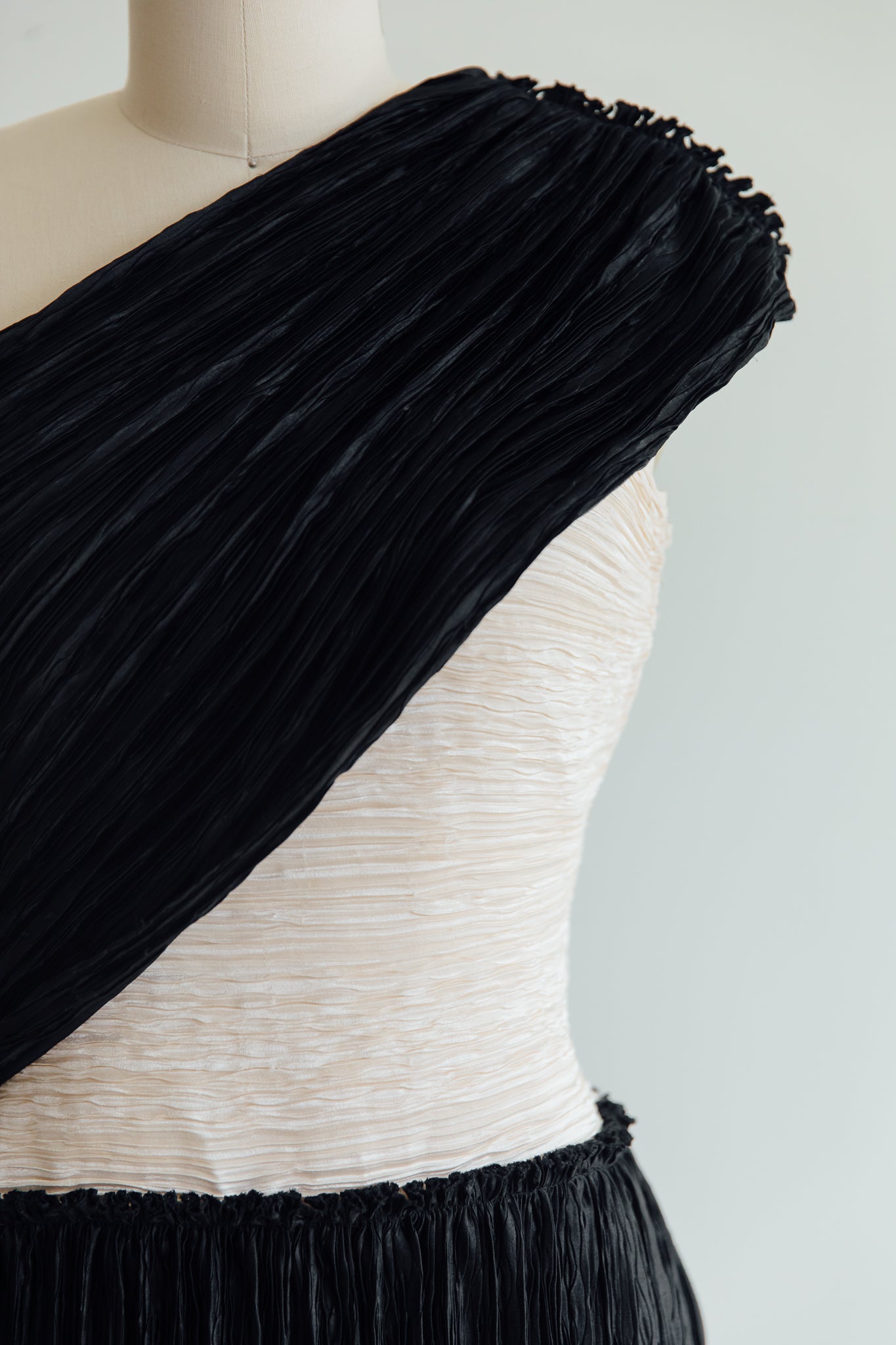 Mary McFadden One-Shoulder Column Gown