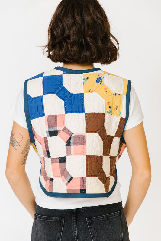 Potter's Daughter Quilt Vest - Bowtie