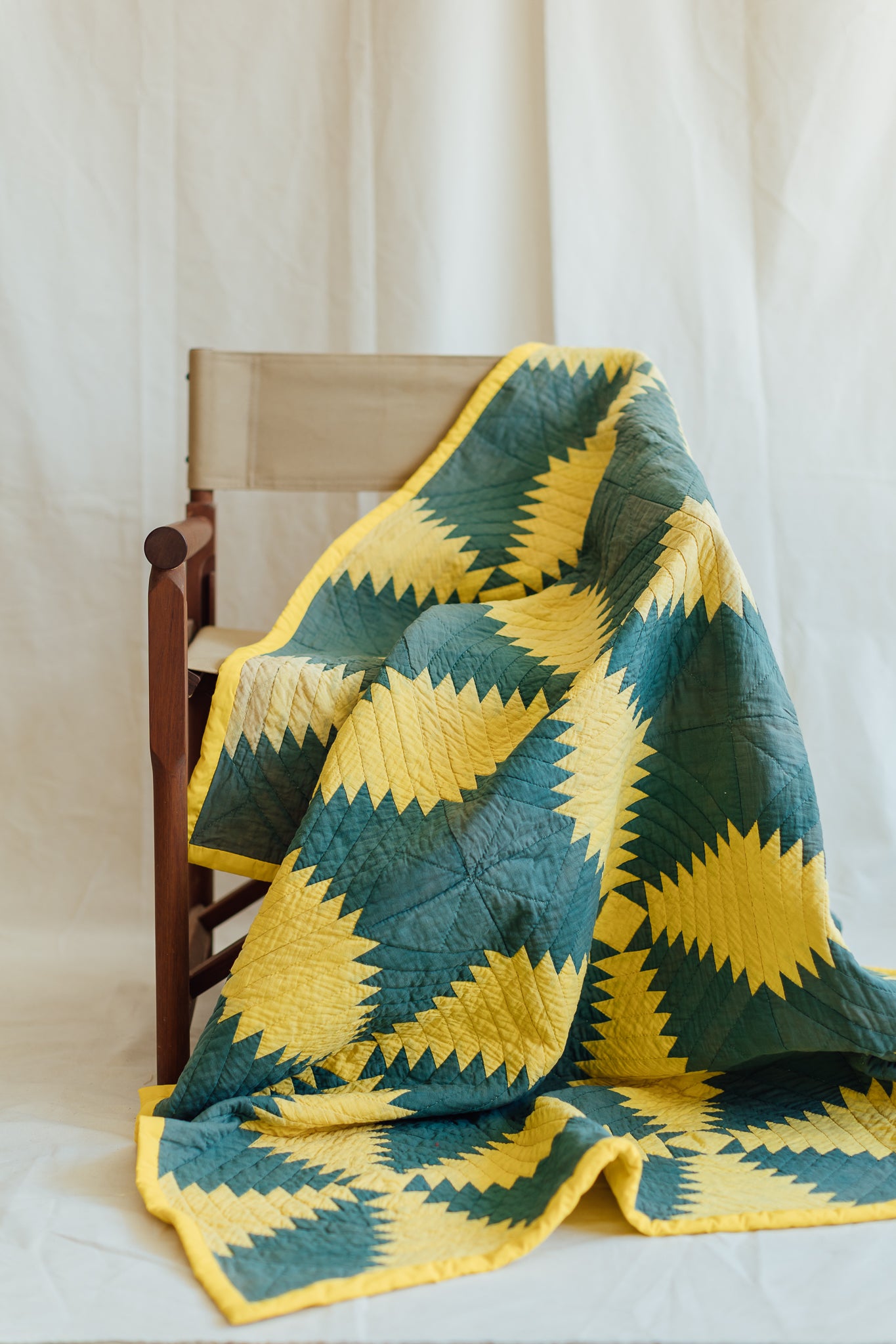 Pineapple Quilt 1920s Cotton - 64" x 73"