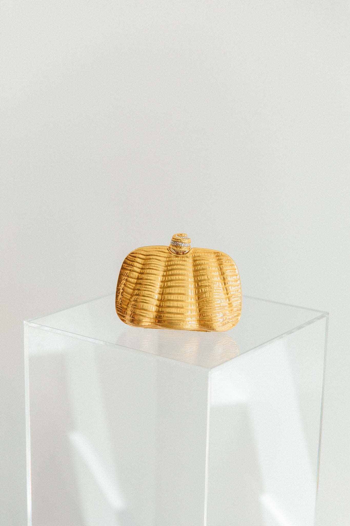 La Regale Gold Shell Clutch