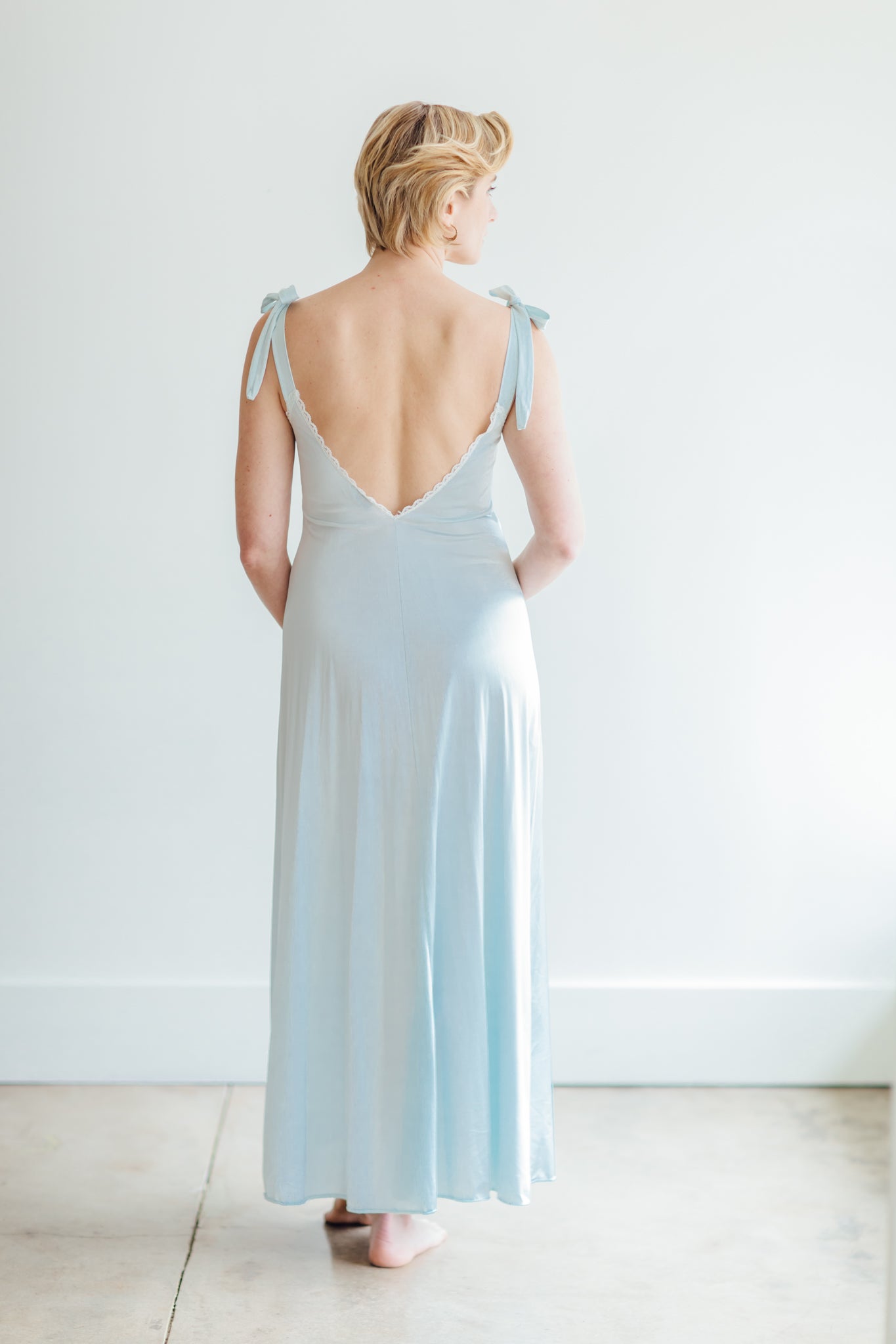Vanity Fair Pastel Lace Negligee