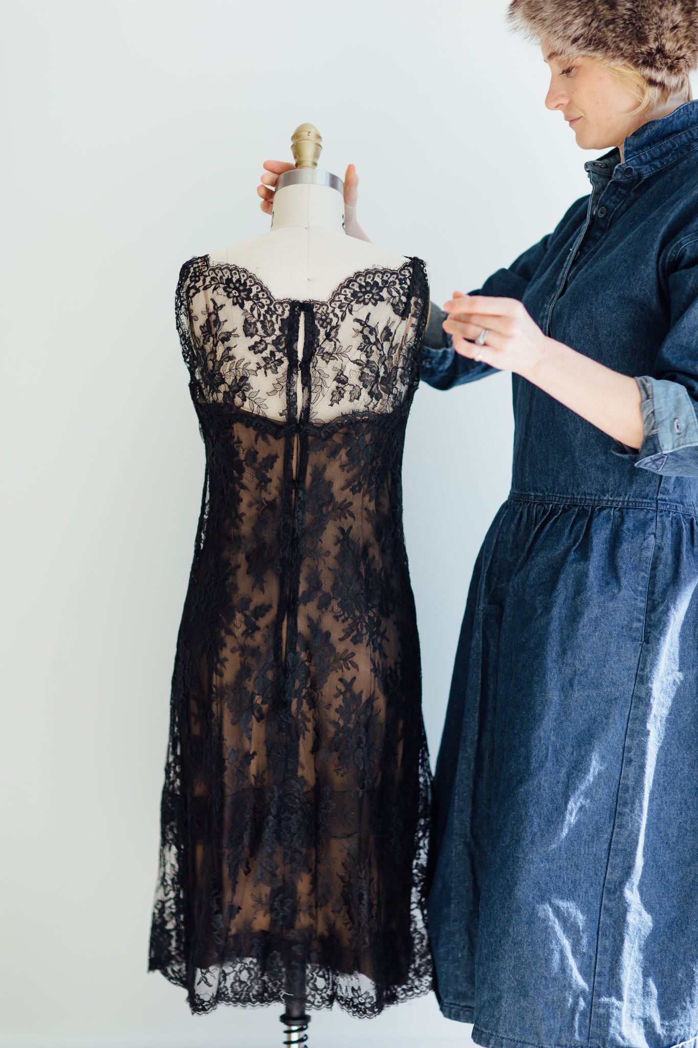 Lotte Black Lace Dress