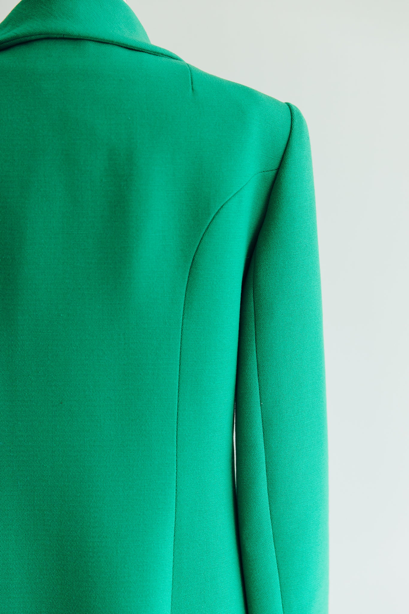 Kessler's Portrait Room Fashion Green Coat