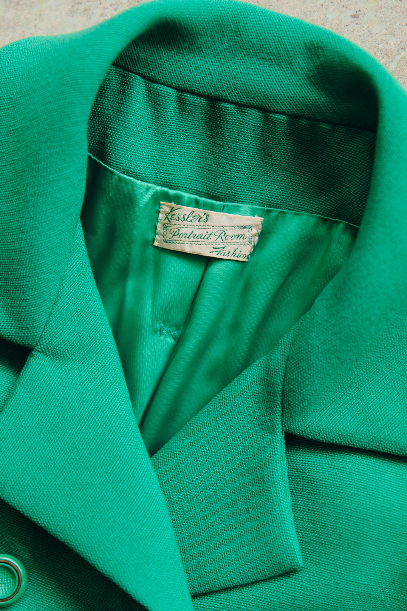 Kessler's Portrait Room Fashion Green Coat