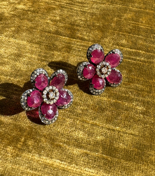 Modern Moghul Mahika Earrings