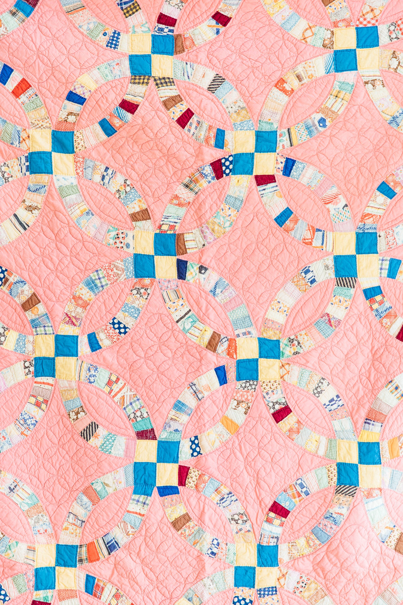 1940s Pink & Blue Wedding Ring Quilt