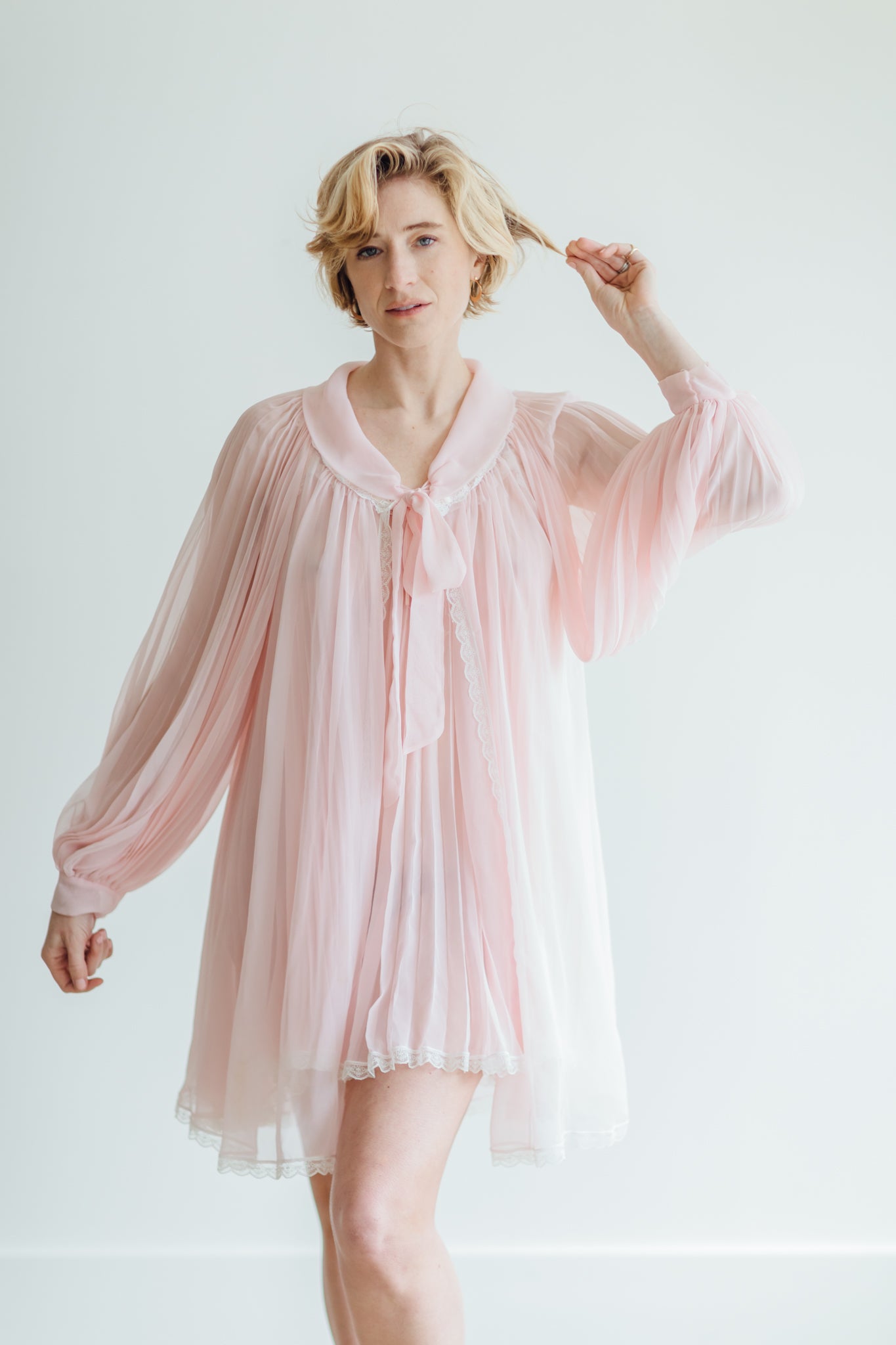 Christian Dior Pink Lace Peignoir Set