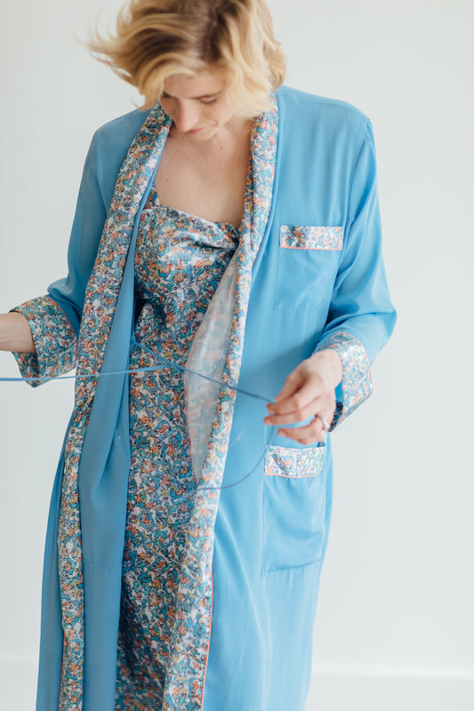 Gracie Bishop Blue Print Peignoir Set