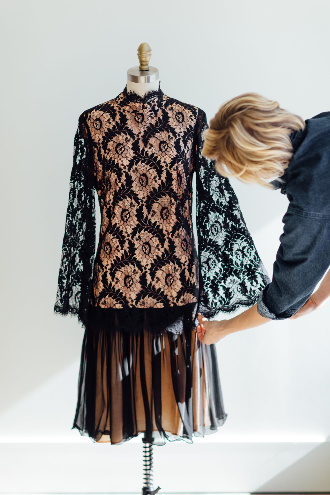 Mitzy Black Lace Drop-Waist Party Dress – mkquinlan.com
